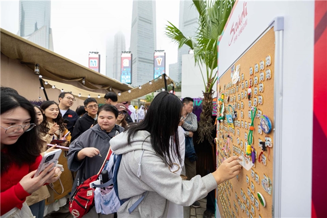 上海“沙特小镇”首日爆满!一秒穿越阿拉伯,沉浸式体验圈粉无数 新闻资讯 第10张 上海“沙特小镇”首日爆满!一秒穿越阿拉伯,沉浸式体验圈粉无数 新闻资讯 第10张