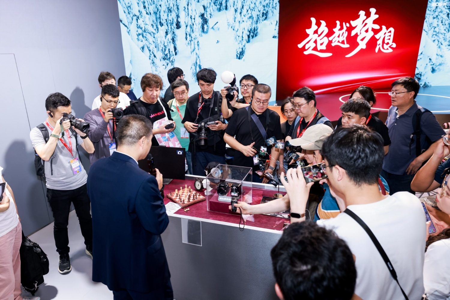 为影像创作者开启“造梦空间” 佳能携多款影像产品亮相2026 CHINA P&E并启动创作者成长计划 国内会展 第10张