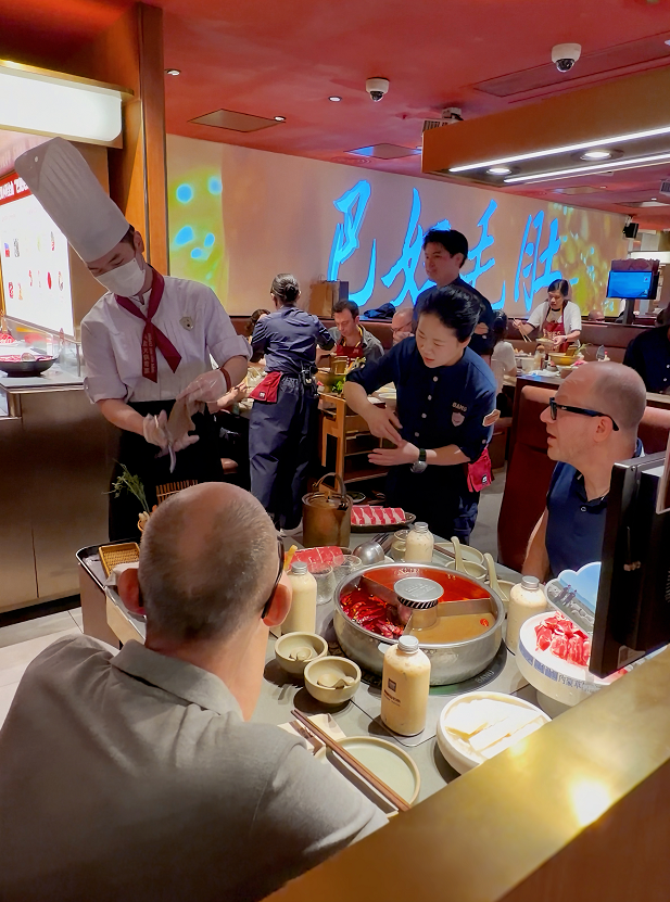 全球记者在深圳：一顿火锅背后的文化包容 新闻资讯 第2张